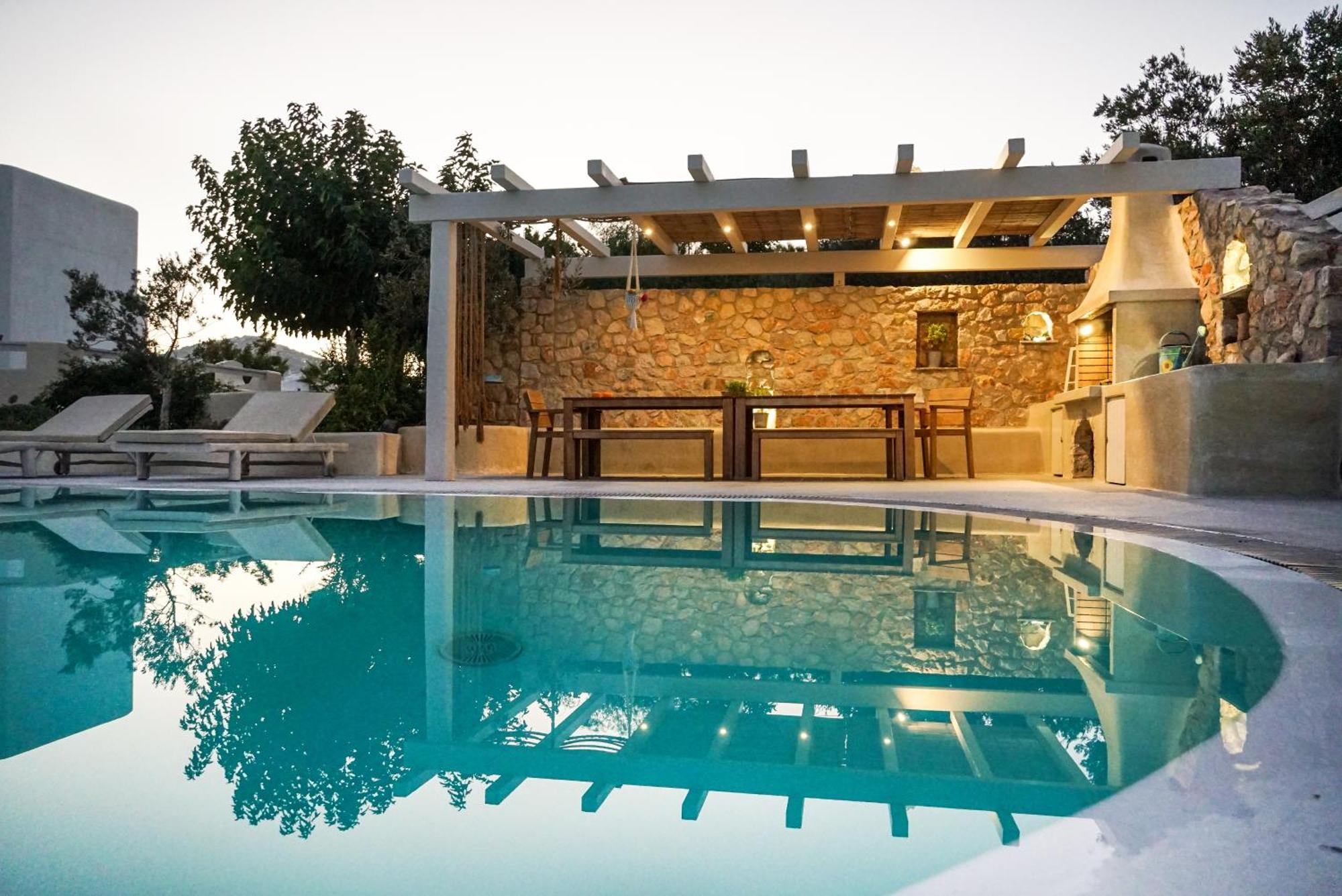 Theros Houses Santorini Kamári 외부 사진