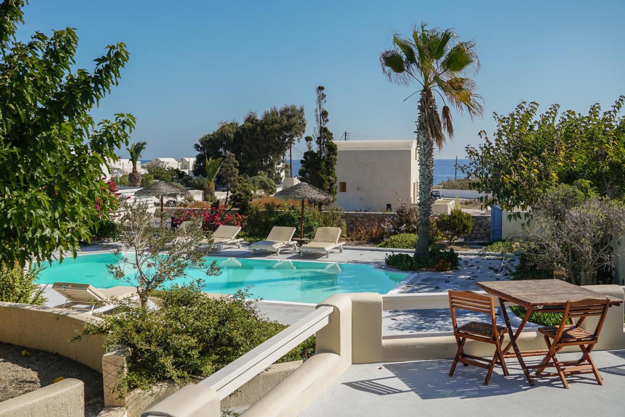Theros Houses Santorini Kamári 외부 사진