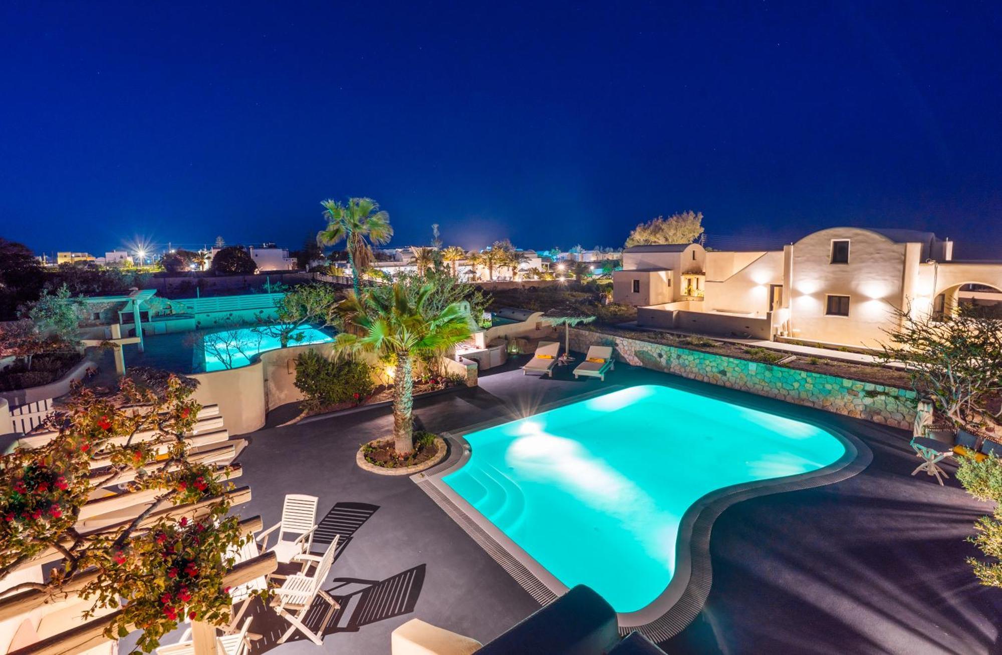 Theros Houses Santorini Kamári 외부 사진