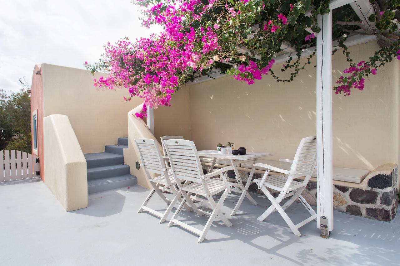 Theros Houses Santorini Kamári 외부 사진