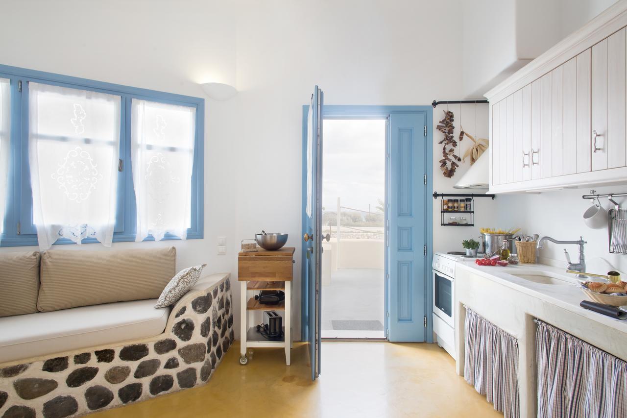 Theros Houses Santorini Kamári 외부 사진
